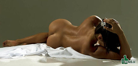 Yamila Toledo naked model pics