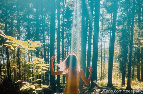 teeepany model naked photos