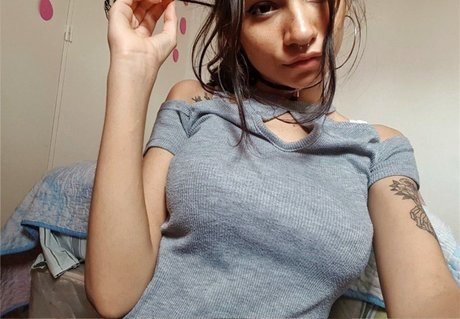 Herohbaby adult model picture