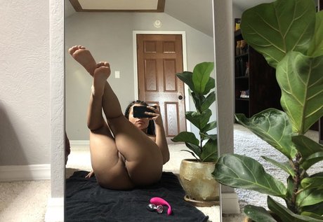 vieraralyn nice actress galleries