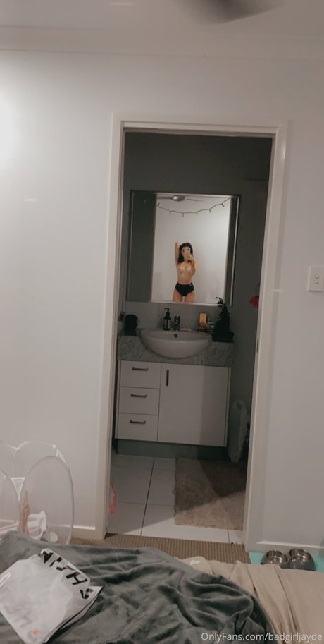 Jayde Bambrick hot star image