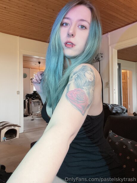 SKY VICTORIA Profile pic