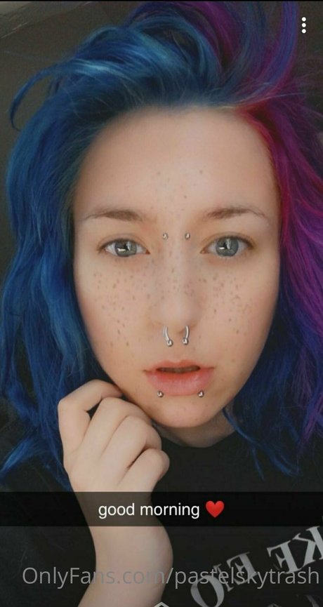 SKY VICTORIA model pornographic image