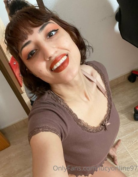 Wet Lucy Baby perfect model pics