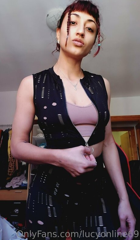 Wet Lucy Baby star hot img