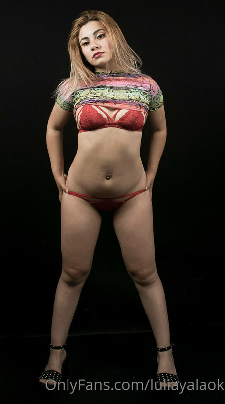 Luliayalaok sex model photos