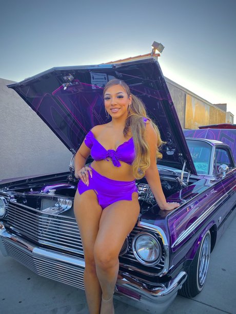 Itgirlizzy sex pornstar pictures