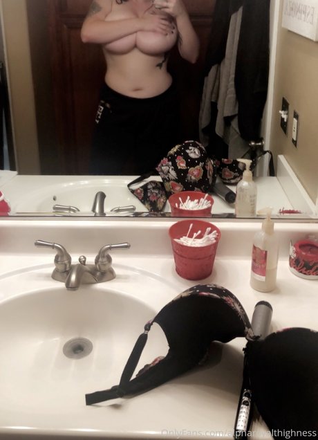 _The Royal Highness pornstar pretty pic