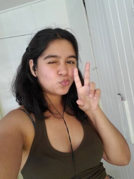 Jessi Belle22 pornstar pretty image