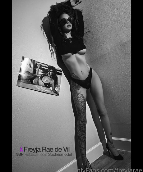 freyjarae model pretty archive