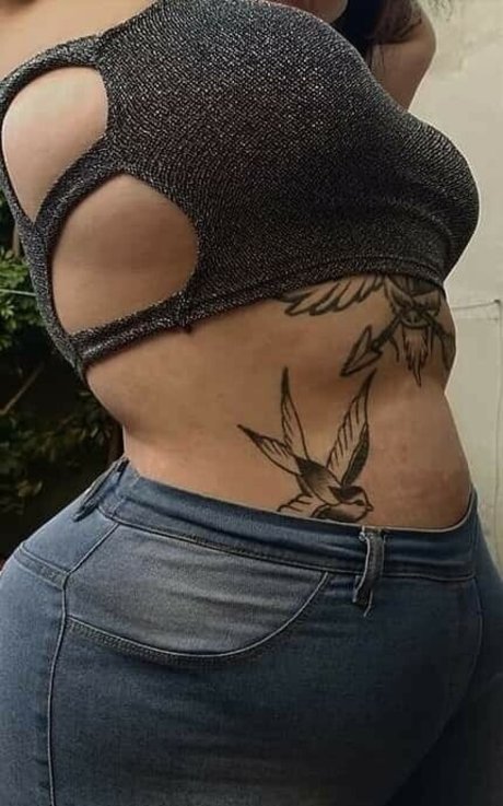 Black Honey model xxx pictures