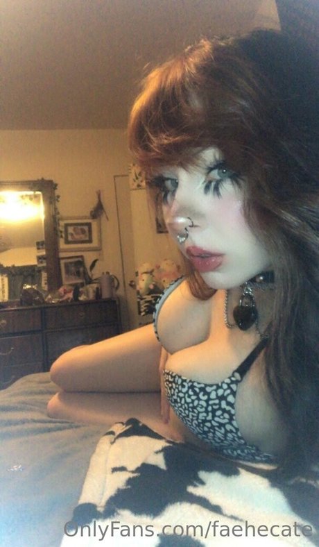 Faehecate sex model archive