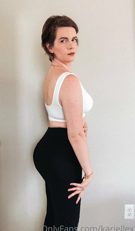 Kariellex model nude photos