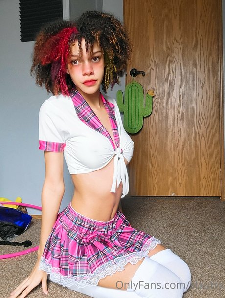 slautrx pornstar adult picture