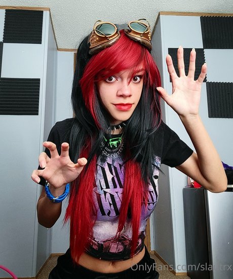 slautrx beautiful model picture