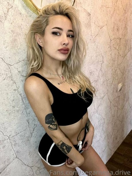 segamega drive star art photo