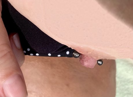 HoneyBeeZone hd model galleries