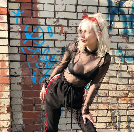 1mn1ce420 nice pornstar image