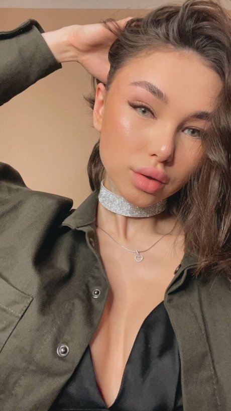 Hollyextra pornstar exclusive image