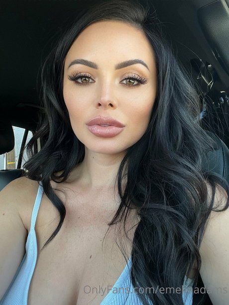 Emelina Adams star top img