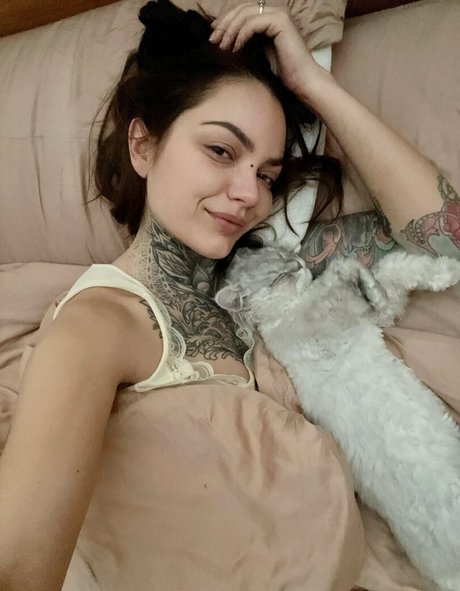 Nikky French model beautiful pictures