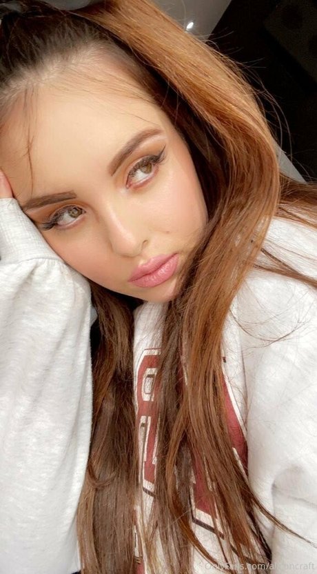 Alisoncraft naked model images