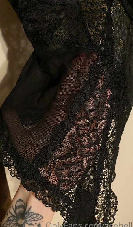 ZeeHell erotic pornstar pics