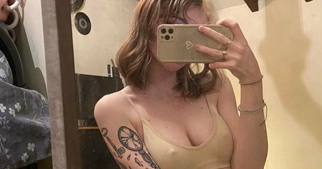 ZeeHell nudes pornstar images