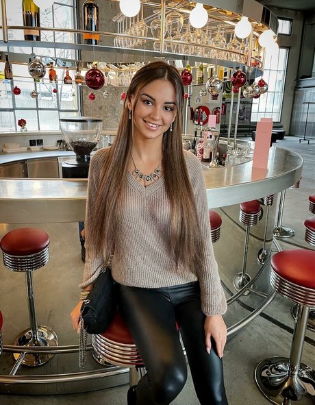 Tamara sunshine star pretty pic