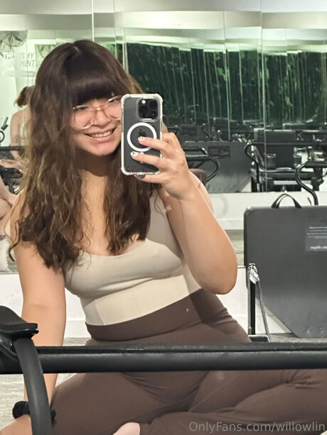 Willowlin top pornstar img