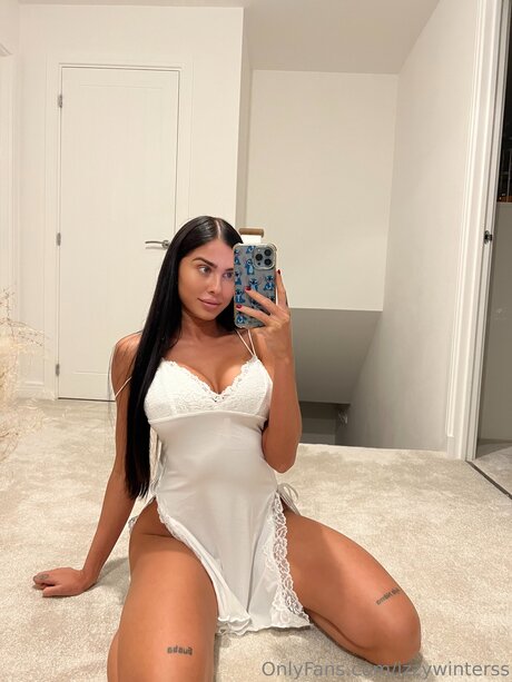 Izzywinterss nice pornstar pic