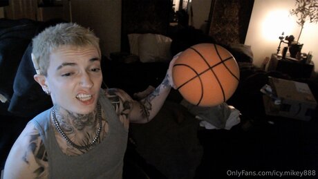 Icy Mikey888 exclusive pornstar gallery