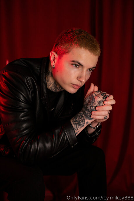 Icy Mikey888 star free images