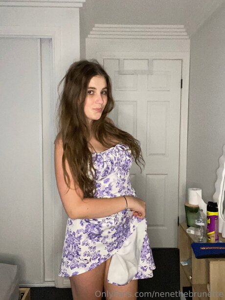 Nenethebrunette free pornstar pic