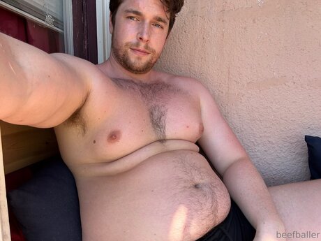 Beefballer pornstar nude archive