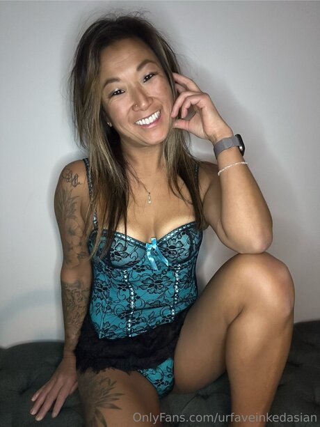 Urfaveinkedasian art model pics