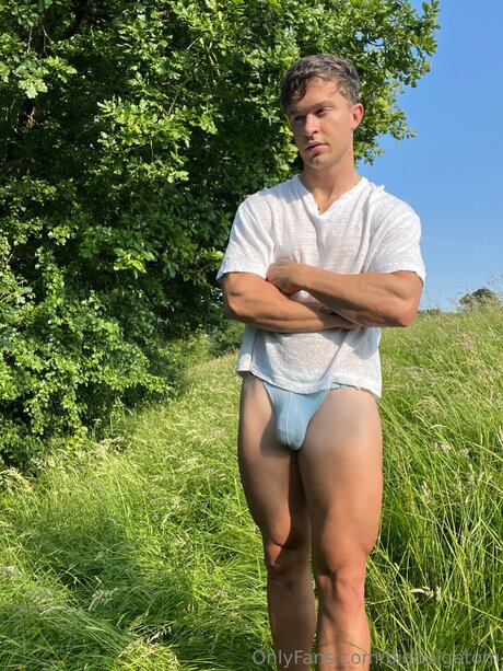 Bigbulgetom hd pornstar img