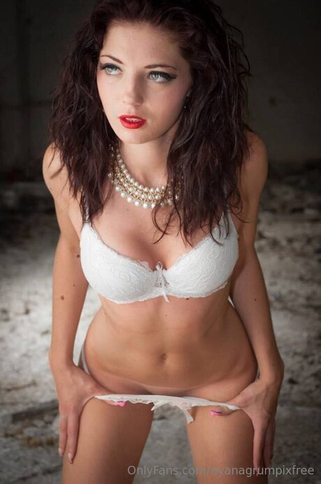 Ayanagrumpixfree art actress img