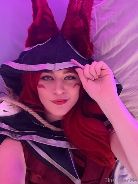 Blue Peachie pornstar erotic photos