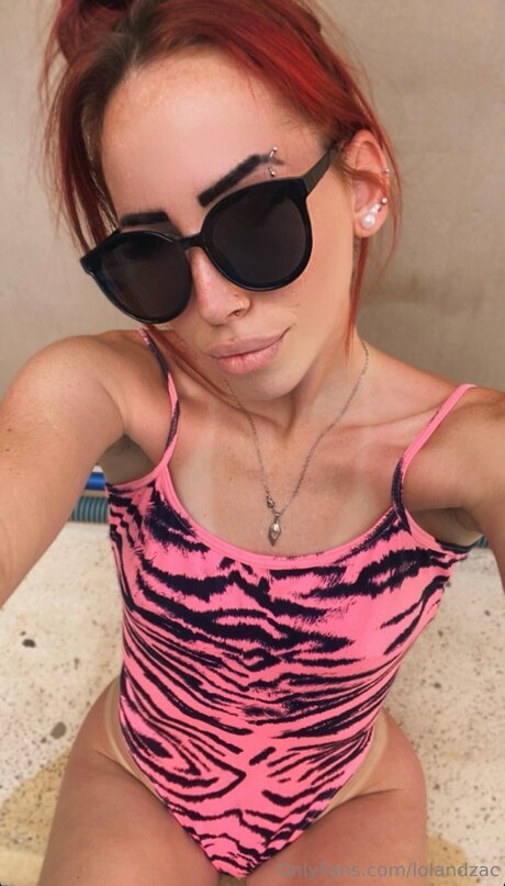 Lolandzac pornstar adult pics