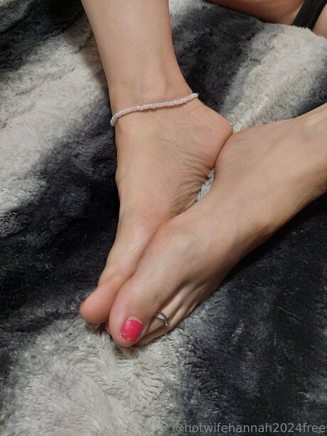 Hotwifehannah2024free hd pornstar pic