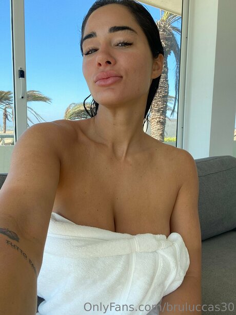 Bruluccas30 porn star images
