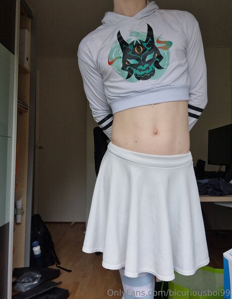 Bicuriousboi99 free actress photos