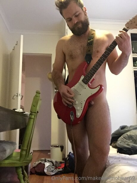 Makelovenotwar69 nudes star pictures