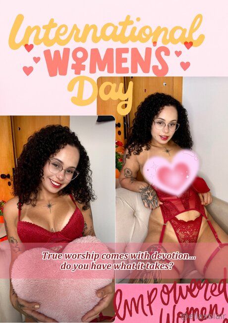 Ellaxblair model hot pic