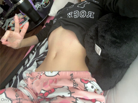 Daedrabeing top model image