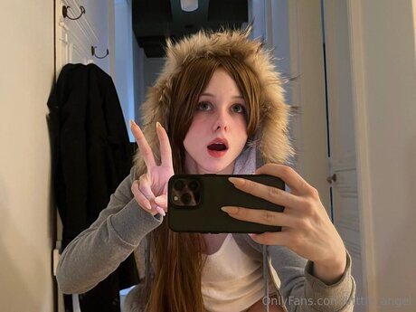 Litttle Angel model top archive