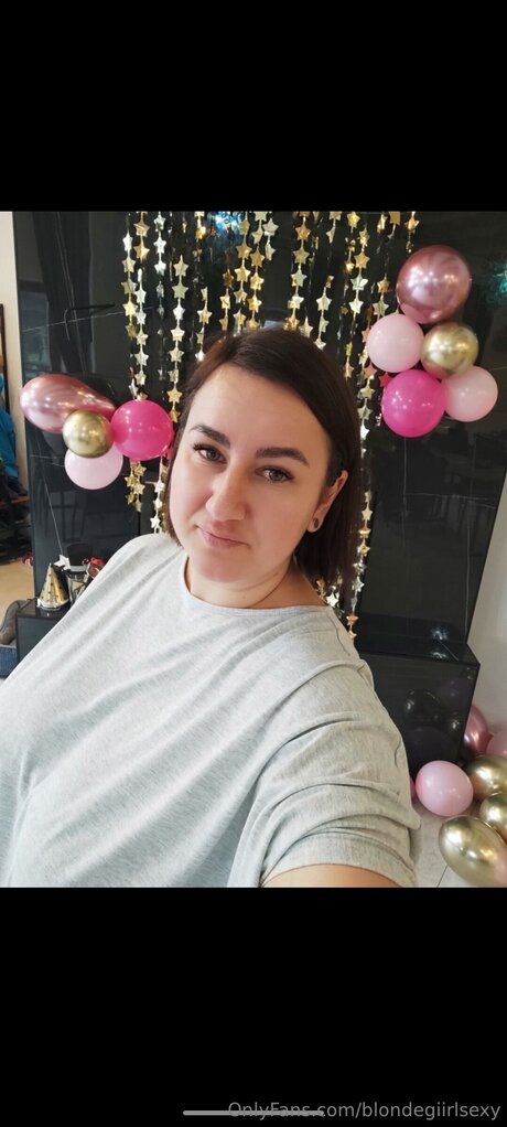 Blondegiirlsexy perfect actress galleries