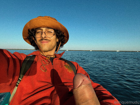 Enriquemudu model beautiful photos