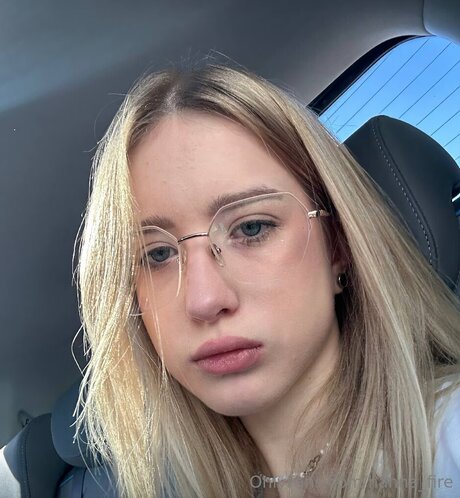 Hanna Fire sex model archive